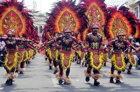 15 Best FESTIVALS in the PHILIPPINES (Parades.